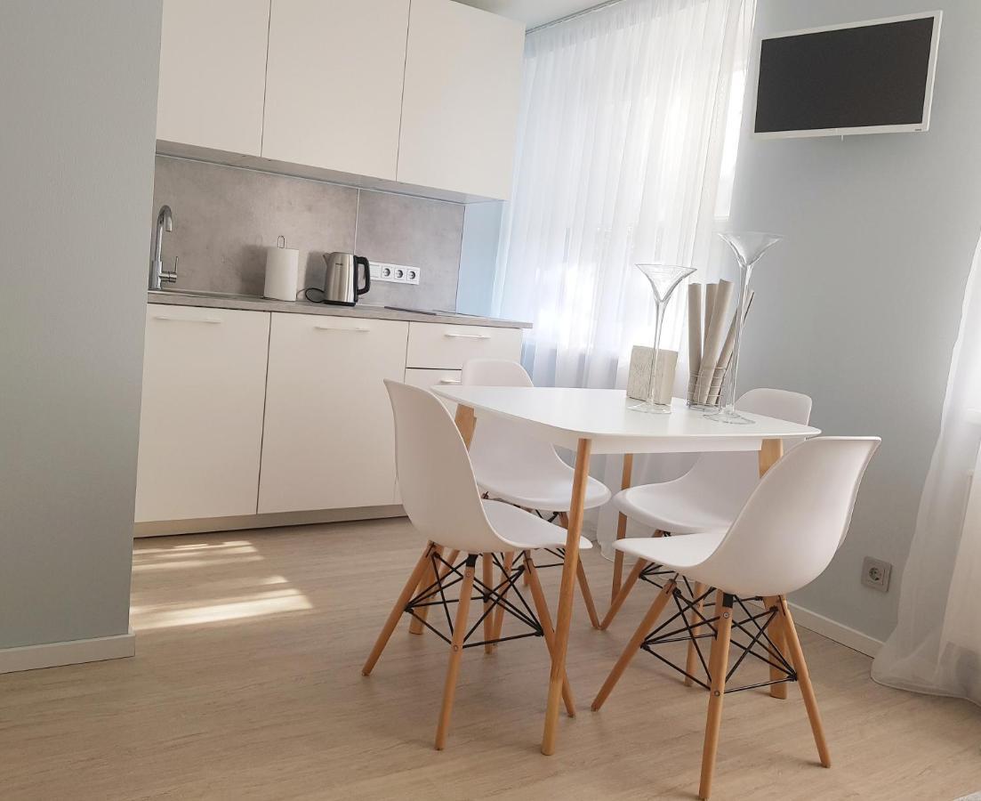 Alejas Lux Apartment Liepaja Luaran gambar